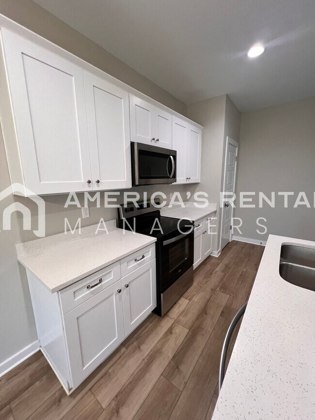 Building Photo - Home for Rent in Bay Minette, AL!! View with 48 Hours Notice!