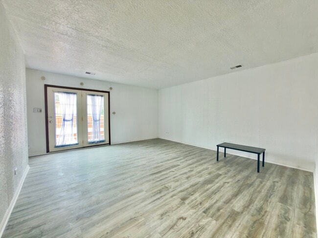 Building Photo - 8049 W Norwood Dr