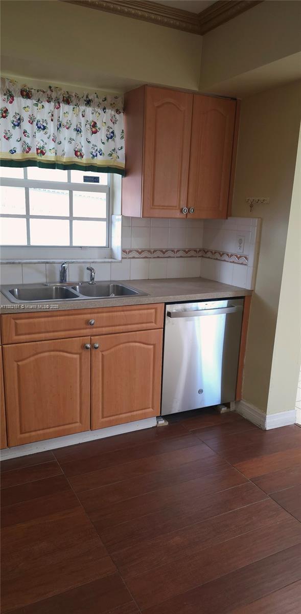 Building Photo - 7813 Shalimar St