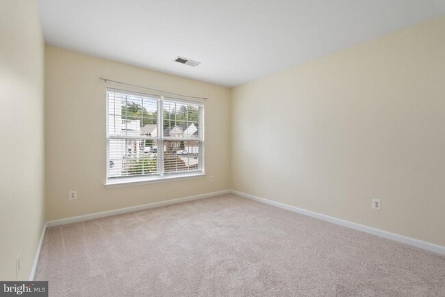 Building Photo - 15433 Leeds Hill Way
