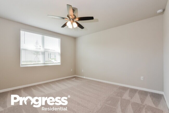 Building Photo - 1026 Oak Vly Dr