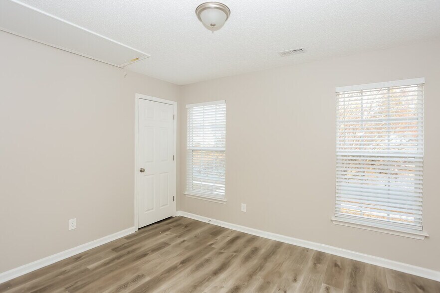 Building Photo - 11437 Silverfield Ln