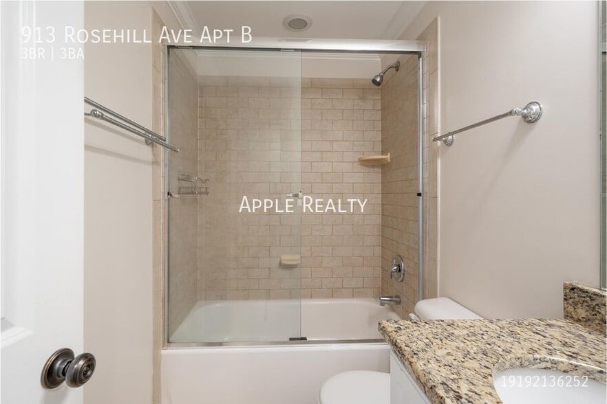 Building Photo - 913 Rosehill Ave