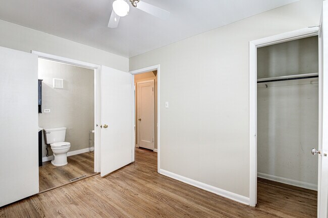 downstairs bedroom 1 - 3430 W Wesley Ave