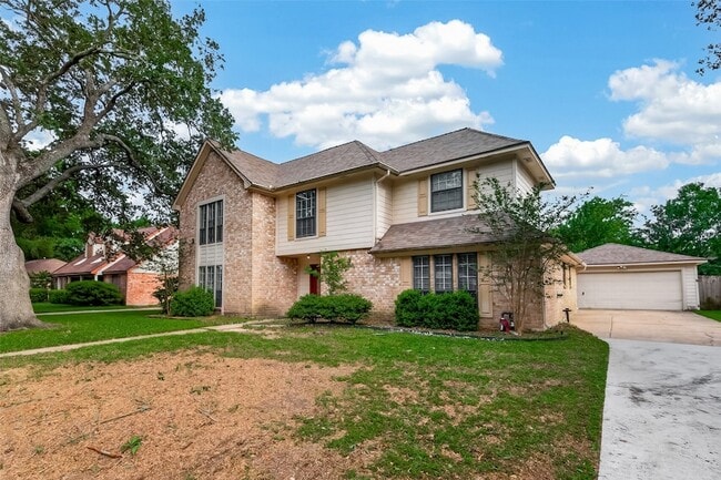 Building Photo - 18111 Shireoak Dr