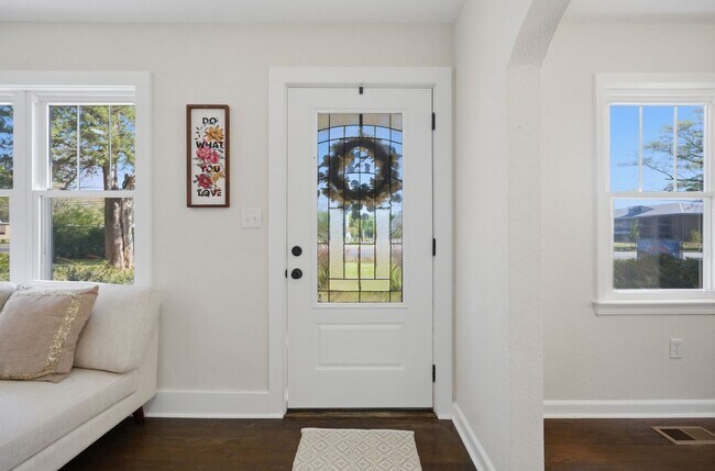 Building Photo - Call Sabrina Thomas at 757-767-0767 for more information