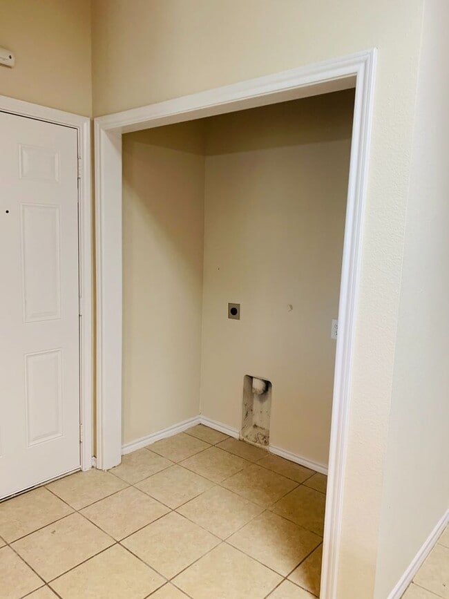 Building Photo - 3/2 Duplex in Arlington