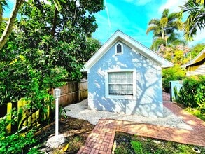Building Photo - One bedroom, one bath beautiful home near Crescent Lake- move in now- 1/2 off first month rent an...