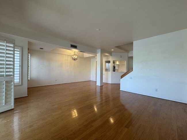 Building Photo - 7272 E Gainey Ranch Rd
