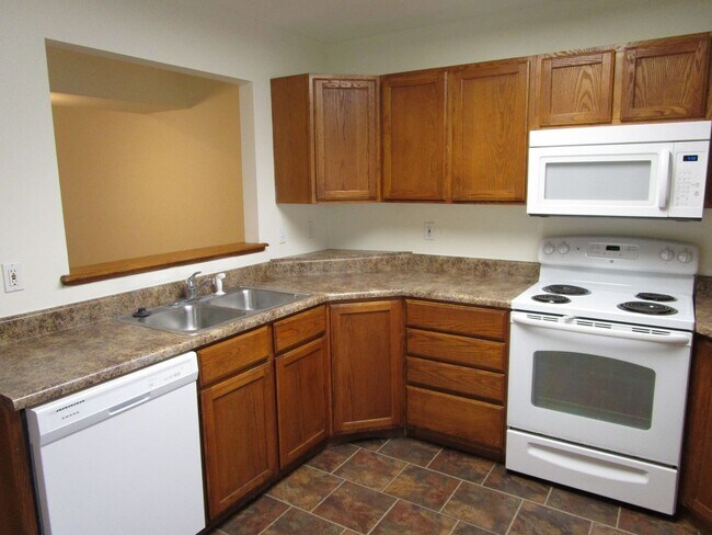 Building Photo - 1619-1621-1621 Juniper Dr