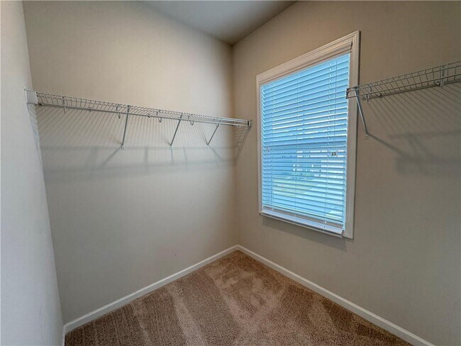 Building Photo - 1572 Dover Creek Ln