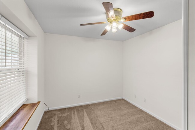 Building Photo - 1620-1622-1622 Juniper Dr