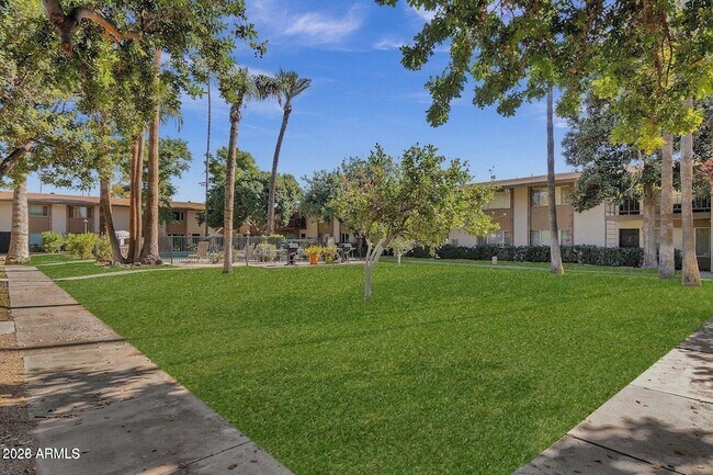 Building Photo - 4701 N 68th St
