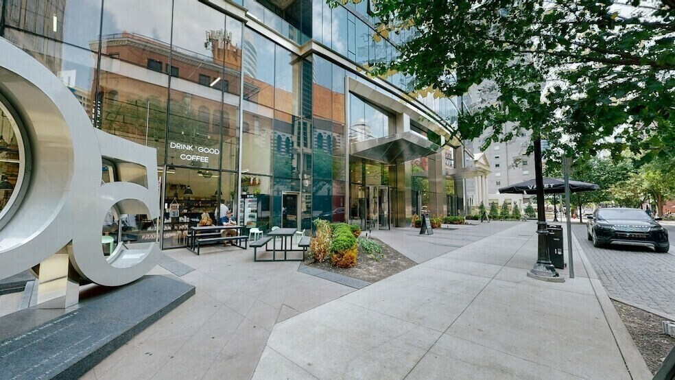 Building Photo - 515 Church St