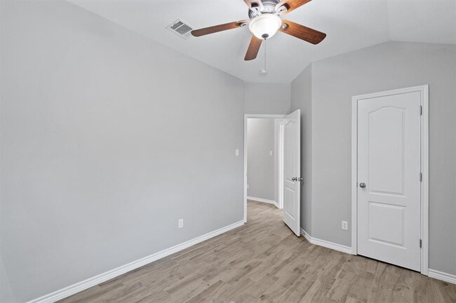 Building Photo - 1083 Zeus Cir