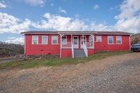 Building Photo - 207 Doe Meadows Dr