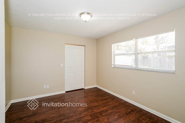 Building Photo - 4604 E Temple Heights Rd
