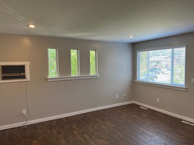 Building Photo - 5253 Meade St