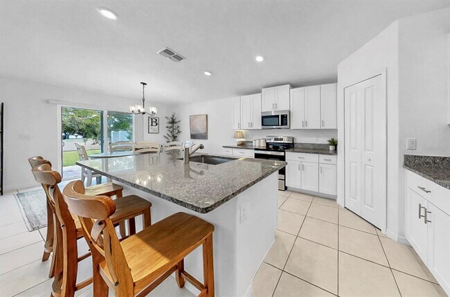 Building Photo - 13256 Great Plns Dr