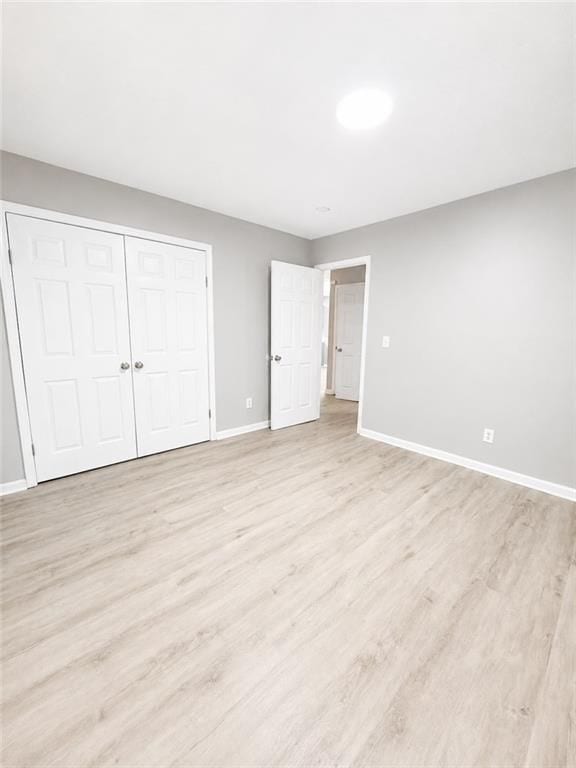 Building Photo - 8011 Trinity Park Dr