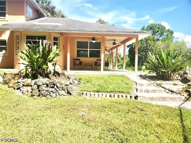 Building Photo - 740 19th St SW