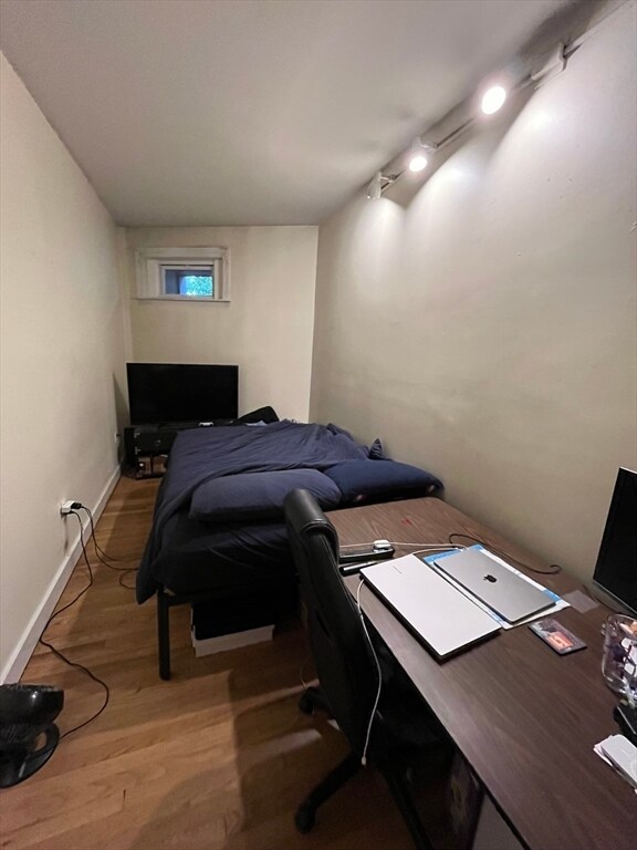 Building Photo - 290 Commonwealth Ave