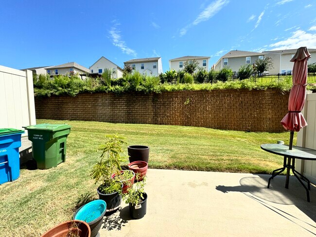 Building Photo - 529 Common Raven Ct