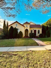 Building Photo - 1327 S Longwood Ave