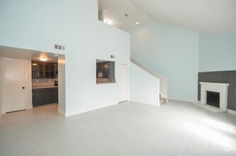 Building Photo - 5303 Lost Forest Dr