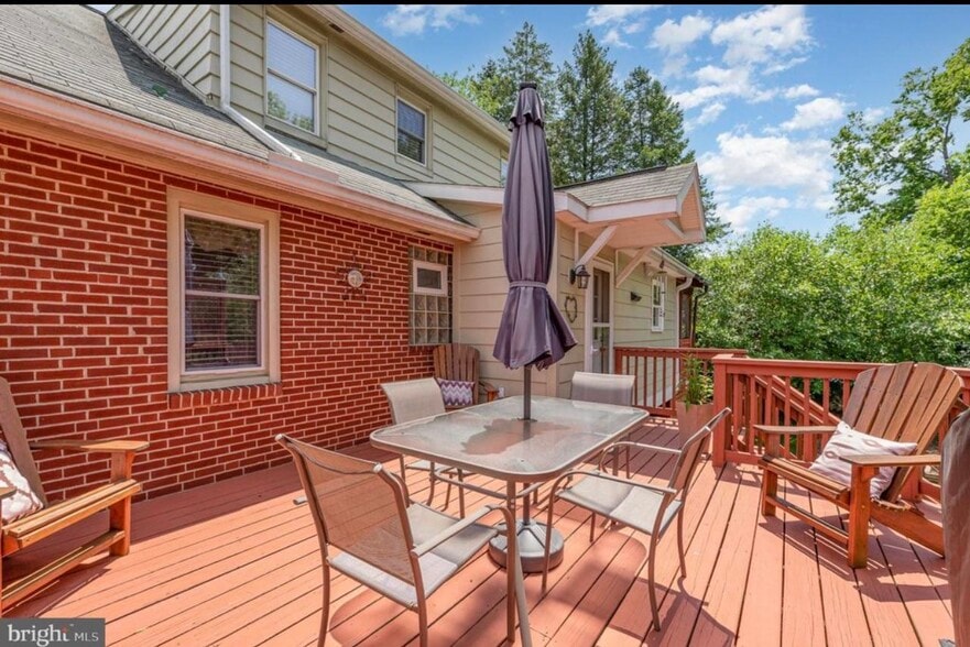 Building Photo - 36 N 19th St