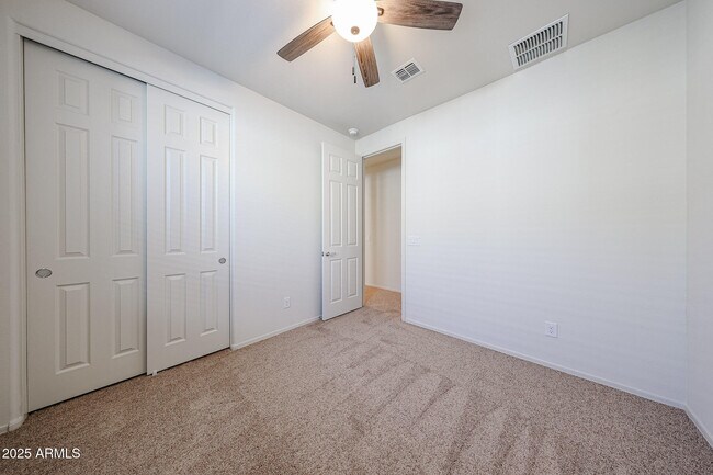 Building Photo - 7160 W Bent Tree Dr