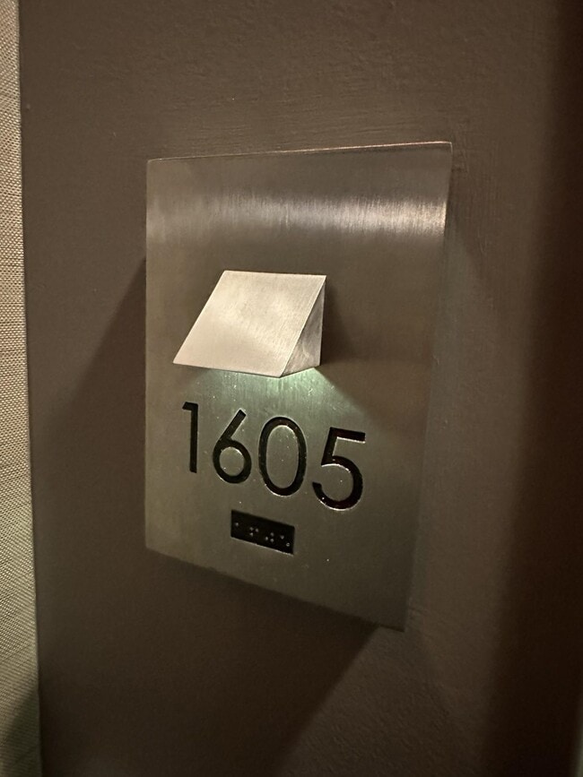 Building Photo - 105 Greene St