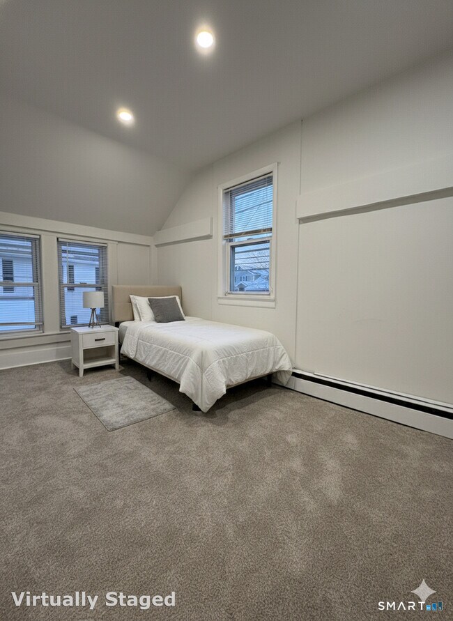 Building Photo - 1787 Stratfield Rd