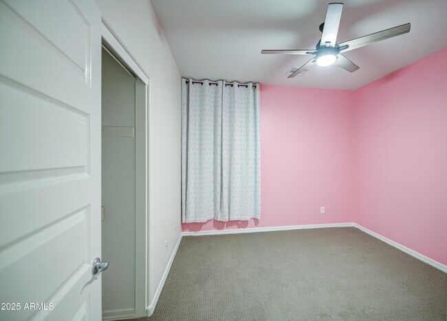 Building Photo - 9856 E Palladium Dr