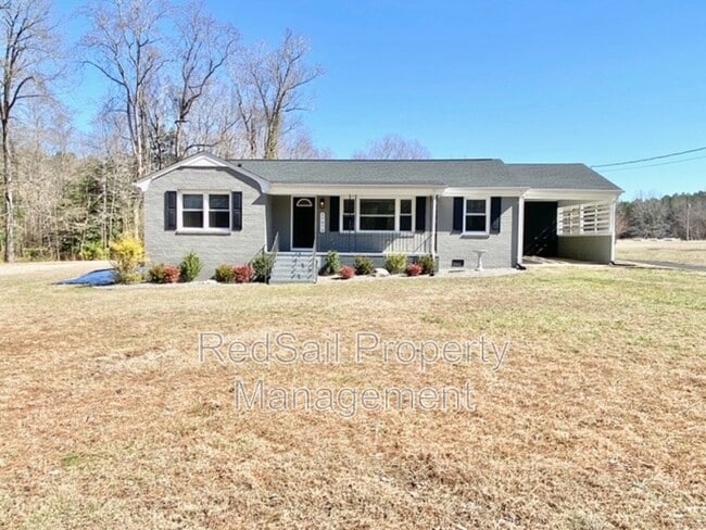 Primary Photo - 17073 Longview Dr