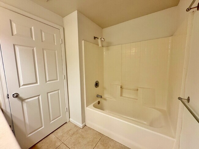 Building Photo - The Largest 3BR/2BA Las Palmas Condo