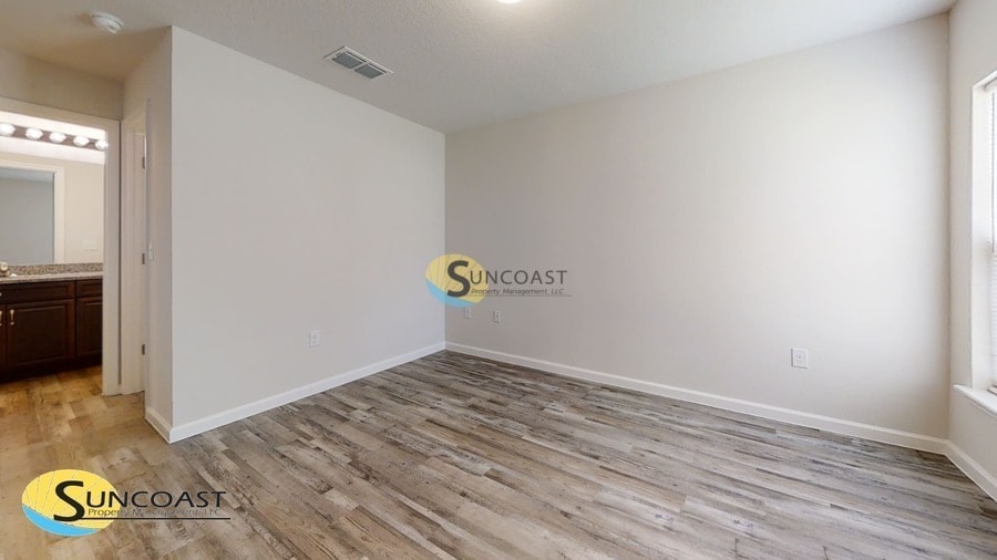 Building Photo - 7 Pritchard Dr