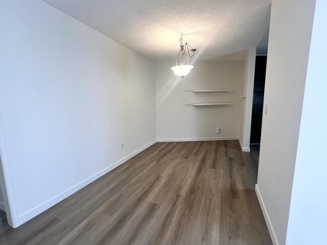 Building Photo - 1815 Camden Ave