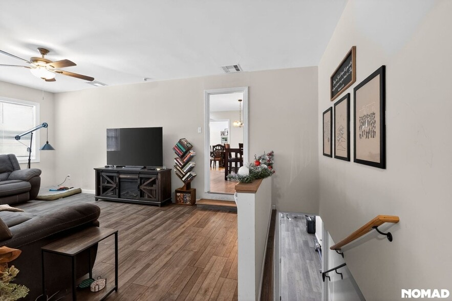 Building Photo - 12 Fetherman St