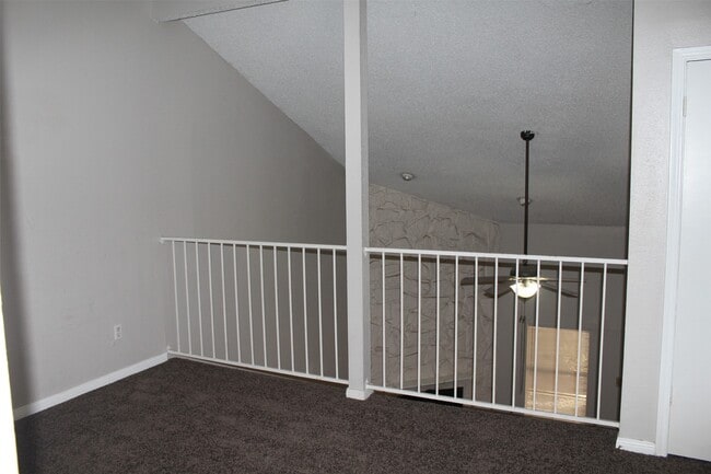 Building Photo - 5810 Twisted Pine Ct