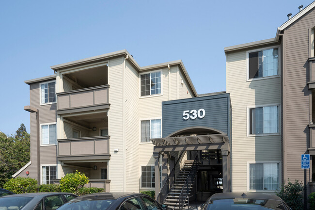 Building Photo - 530 Railway Ave