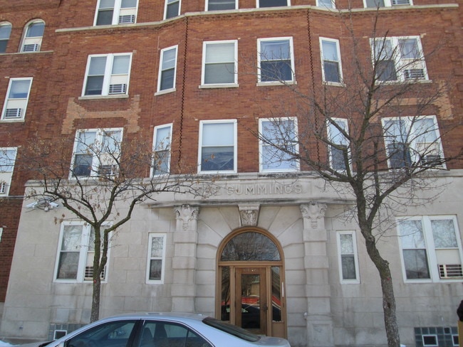 Building Photo - 5035 S King Dr