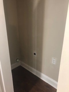 Building Photo - Available to Show