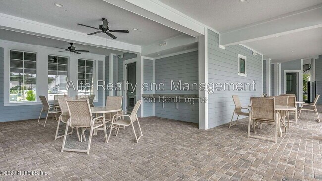 Building Photo - 39 Tidal Bch Ave