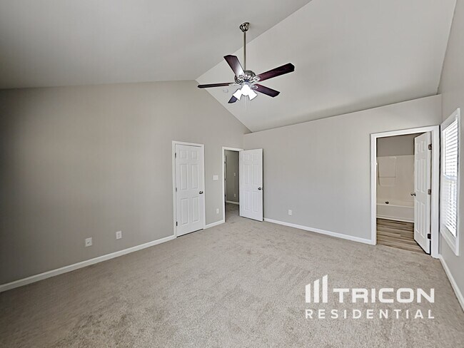 Building Photo - 1224 Sweetgrass St
