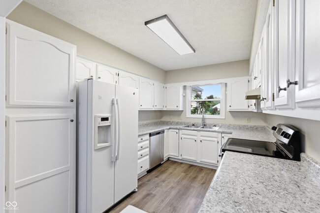 Building Photo - 5304 Caring Cove