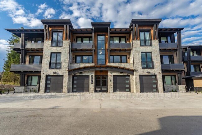 Building Photo - 317 Akers Ln