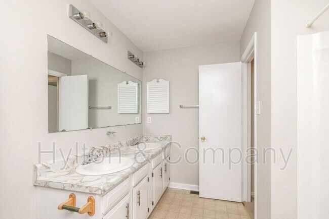 Building Photo - 3837 Belker Ct
