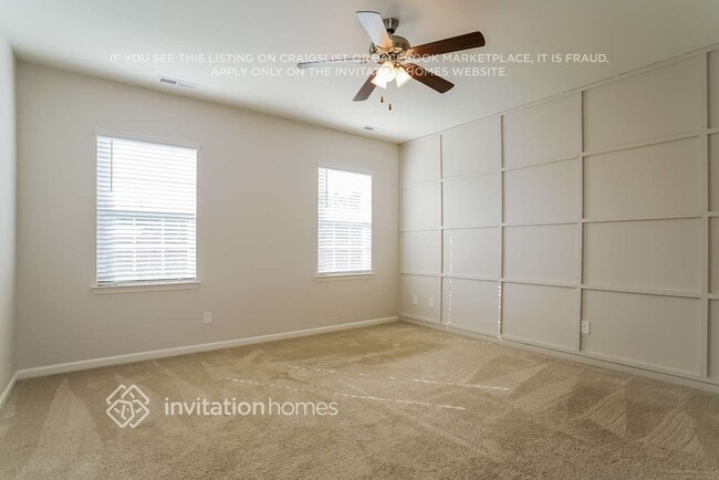 Building Photo - 102 Relict Dr