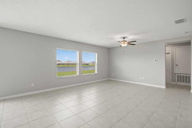 Building Photo - LIKE NEW Home for Rent in Creek Preserve!